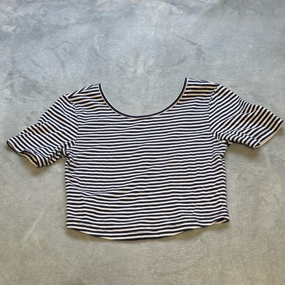 Sunday Best Cropped Tee - Picture 1 of 3